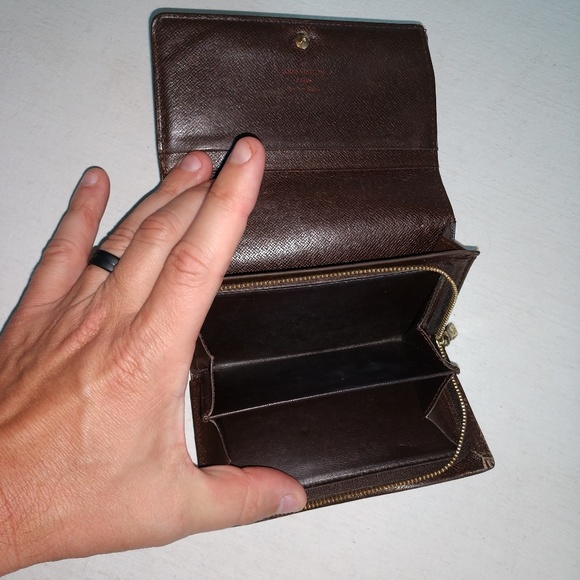 Authentic Louis Vuitton Tresor Porte Monnaie - Picture 3 of 6